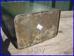 32090 Old Vintage Garage Tin Can Motor Car Auto Oil Pourer Jug Globe Castrol D