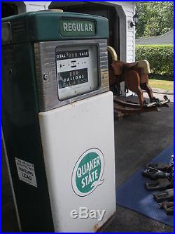 Nice Vintage wayne 505 gas pump 50s 60s muscle car era