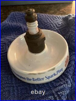 ORIGINAL 1940 SILLIMANITE MAKES CHAMPION THE BETTER SPARK PLUG ASH Tray VINTAGE