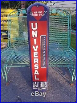 Universal Batteries Heart Of Car Thermometer Sign Oil Gas Vintage 1950s Old Rare