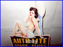 VINTAGE AUTO LITE SPARK PLUGS With WOMAN IN HAT! 13 METAL GASOLINE & OIL SIGN