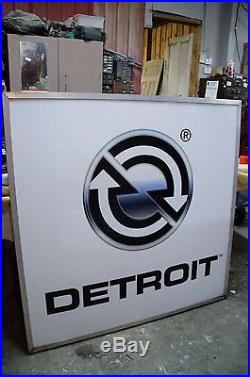 Vintage Big Plastic Sign Detroit Diesel Motor With Frame /work Well