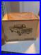 Vintage-1970s-Chevrolet-Chevy-Dealer-Promotional-Truck-Car-Lamp-Shade-Very-Rare-01-dm