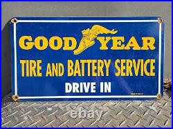 Vintage 1975 Goodyear Porcelain Sign Old Tire Automobil Parts Gas Oil Advertisin
