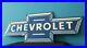 Vintage-Chevrolet-Porcelain-Bow-tie-Gas-Auto-Trucks-Service-Sales-Dealer-Sign-01-gy