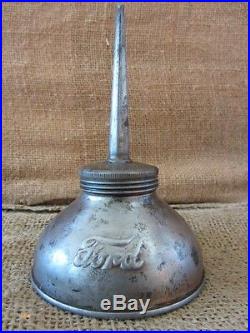 Vintage Ford Oil Can Antique Oiler Auto Tractor Fordson Farm Gas 6724