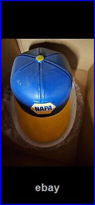 Vintage Giant Napa Auto Parts Delivery Car Roof Topper Plastic Hat Advertising