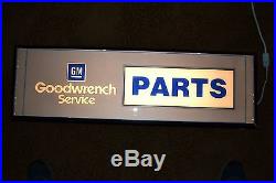 Vintage Official Gm Approved Goodwrench Parts Sign Light 36 X 11x 6