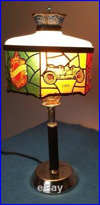 Vintage Oldsmobile Dealer Desk Lamp Tiffany Style Plastic Light 1970s