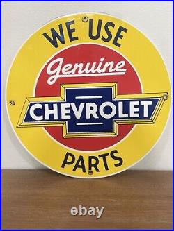 Vintage-Style Chevrolet We Use Genuine Parts 12 Round Metal Sign-Garage Decor