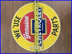 Vintage-Style Chevrolet We Use Genuine Parts 12 Round Metal Sign-Garage Decor