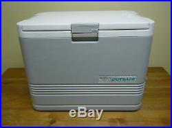 Vintage Subaru Outback Igloo 40Q Thermoelectric Cooler Warmer with Power Adapter