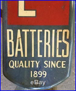 Vintage Universal Batteries Thermometer The Heart Of Your Car
